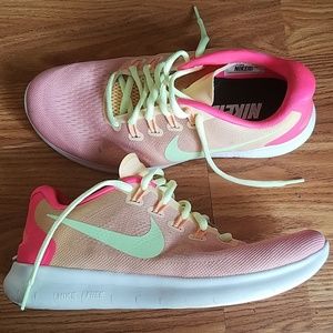 Women's size 8 Nike Running Shoes